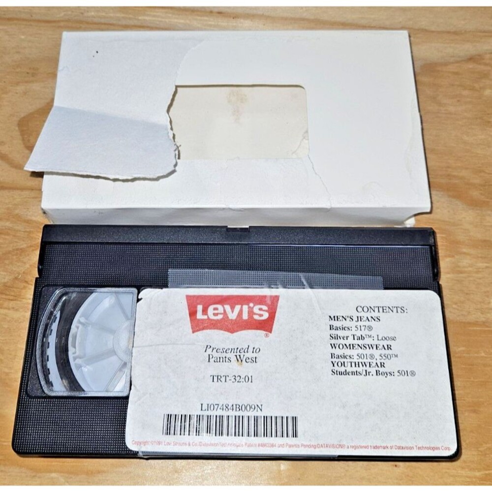 VTG 1991 Levi’s Store Promotional VHS Tape 517 Silver Tab 501 550 jeans UNTESTED